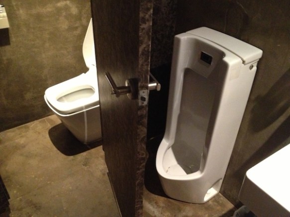Toilet in Korea
